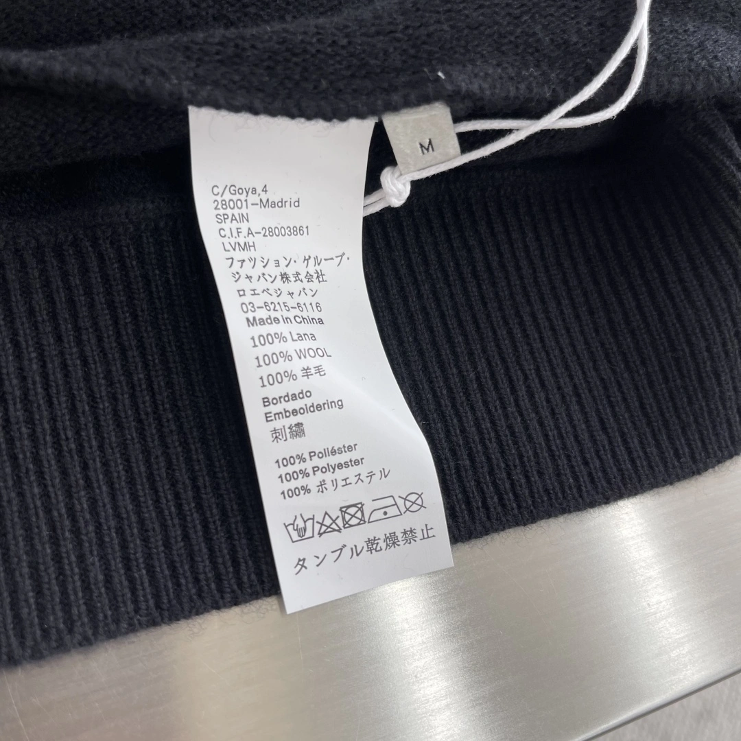 wg.luxury -- 8o5w5 embroidery item: E-F443J1242H
